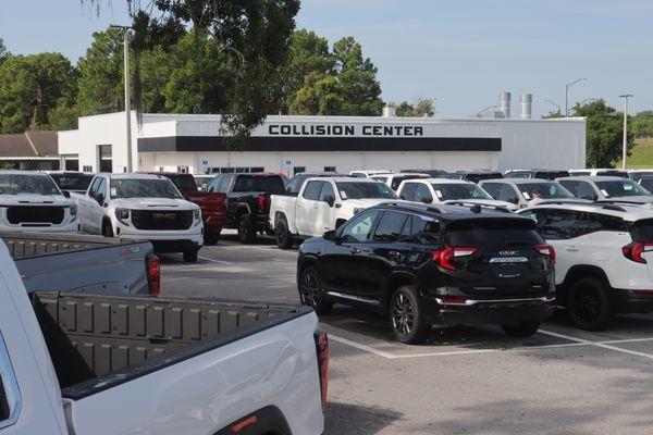 Lot & Collision Center Building