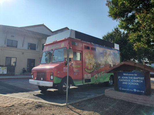 Food truck at Monday night bingo (St. John the Baptist Church)