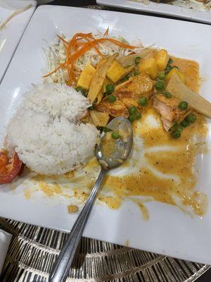 Grilled Salmon Mango Curry