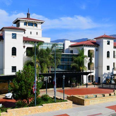 Cottage Center for Orthopedics at Santa Barbara Cottage Hospital