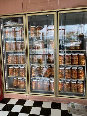 Kimchi refrigerator