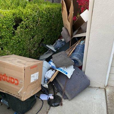 Side yard garbage clean up! Contactless pickup and payment. This is the before photo.