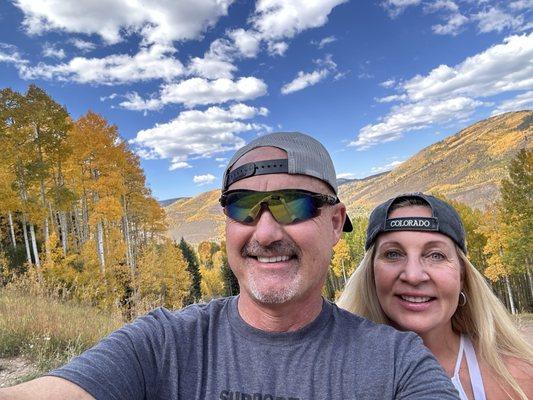 Mr Johnson & I headed up the Vail Ski slope.