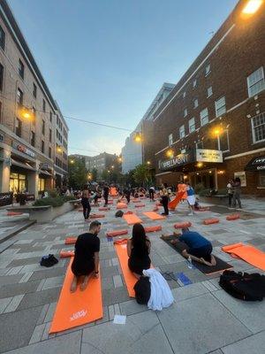 Outdoor yoga hosted by Yoga Mechanics