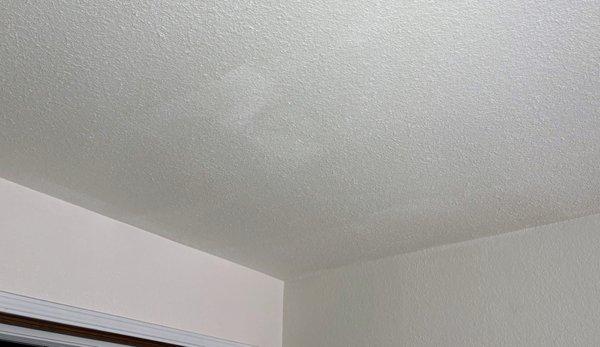 Bedroom ceiling - applied glossy paint instead of ceiling matte, did not fully cover or finish into corners