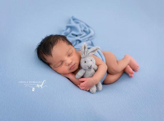 Baby boy photo session. One week old.