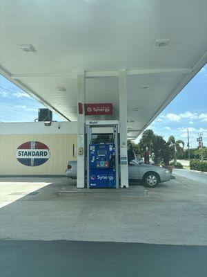 Favorite gas station in Palm Beach County, great service!