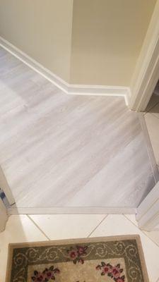 Vinyl flooring installation and shoe molding