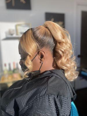 Invisible ponytail with bangs, bundles colored to match the clients color.

Book: Invisible Ponytail

The B. Elayne Studio