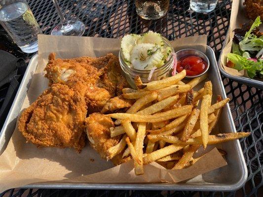 Fried chicken platter