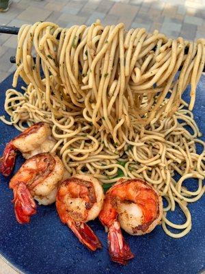 Garlic shrimp noodles