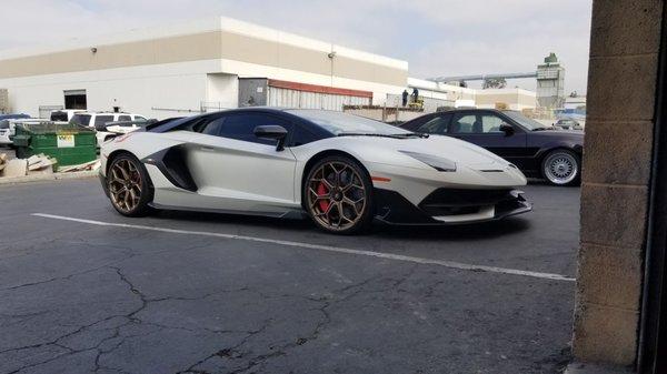 Another service on a 2019 Lamborghini Aventador