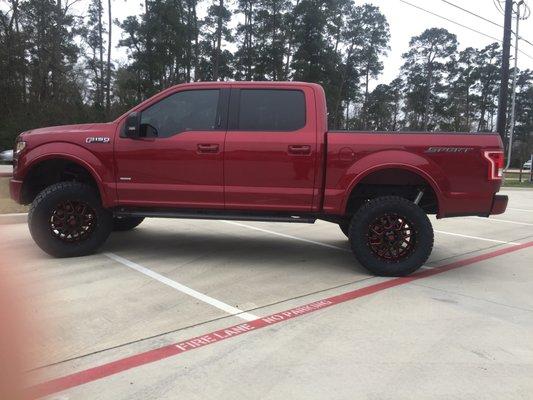 ZONE Suspension 6'' Lift  35'' Nitto Tires  20'' XD Grenade Wheels  Bodyguard Bumpers