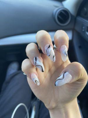 nails