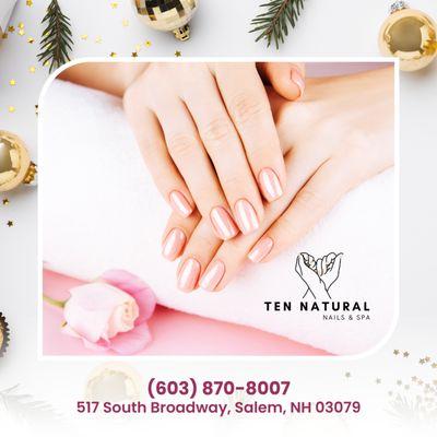 Want to add a touch of drama this Christmas?  
 Stiletto nails are perfect for showcasing your holiday spirit with vibrant colors and gl