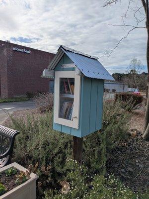 South Granville Rotary Club Little Free Library #2, Creedmoor