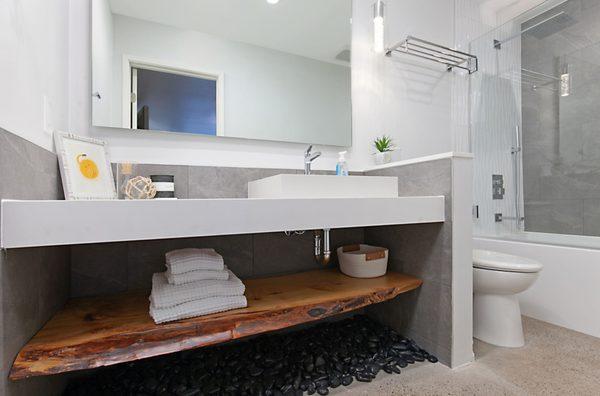 Floating mirror and shower glass