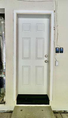 EXTERIOR - MASONITE FIBERGLASS INSWING 6 PANEL DOOR