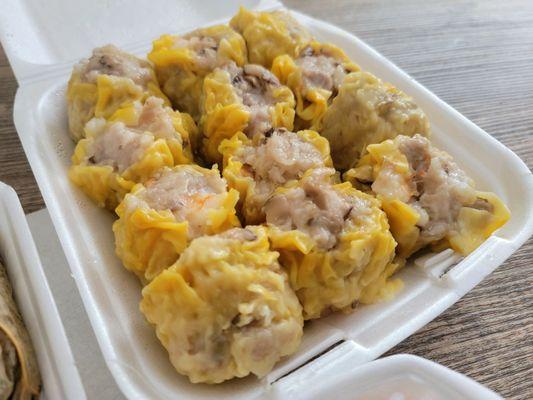 Look at these plump shumai! These were good!