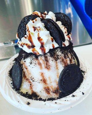 Oreo shaved ice with sweet cream