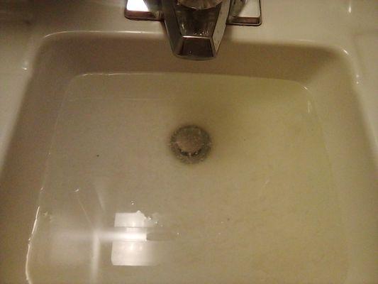 Acacia Business Center Hemet Ca - Took 3 weeks to fix backed up sink in womens bathroom