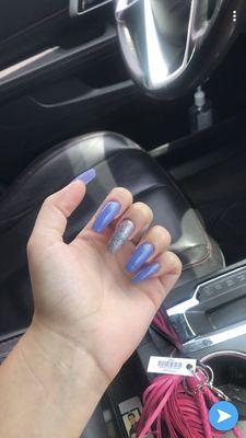 nails