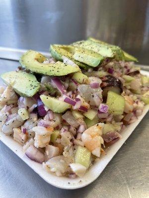 Ceviche mixto