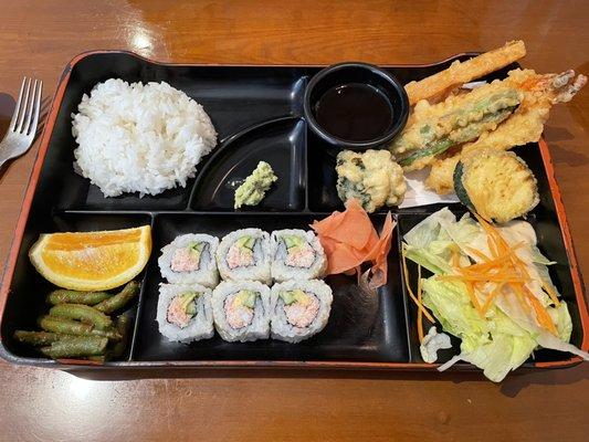 Lunch Special - California Maki and Tempura