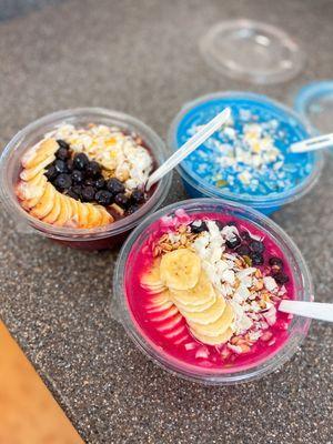 Pitaya (dragon fruit) Bowl