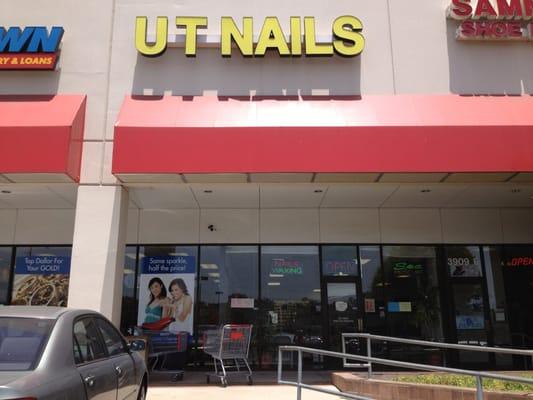 UT Nails