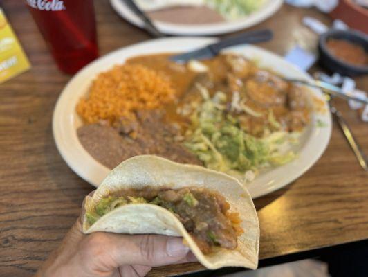 Carnitas plate