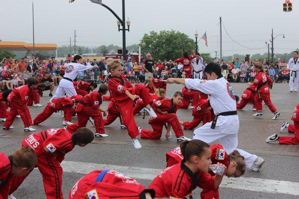 2016 Carmelfest Parade