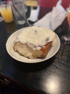 Cowboy Cinnamon Roll (HUGE)