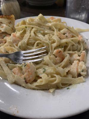 Full sized Fettuccini Alfredo. Add Shrimp--awesome in quantity and quality!