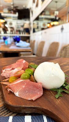 Burrata & prosciutto di Parma