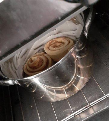 Cinnabons baking!