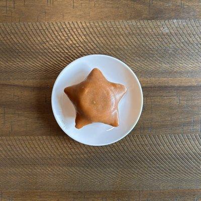 Miniature Iced Star shaped Cookie Butter Cake- featuring a Cookie Butter Icing.