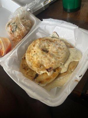 Pupusas de flor de calabaza