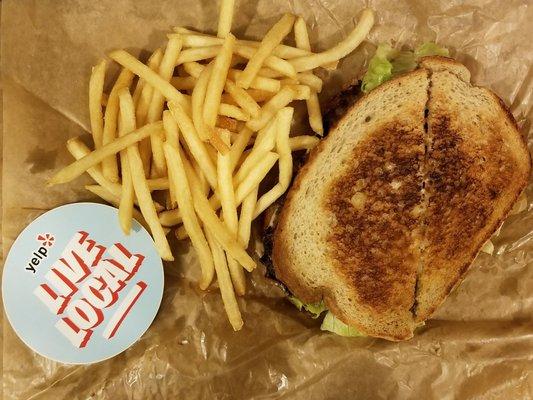 Patty Melt w/ Fries