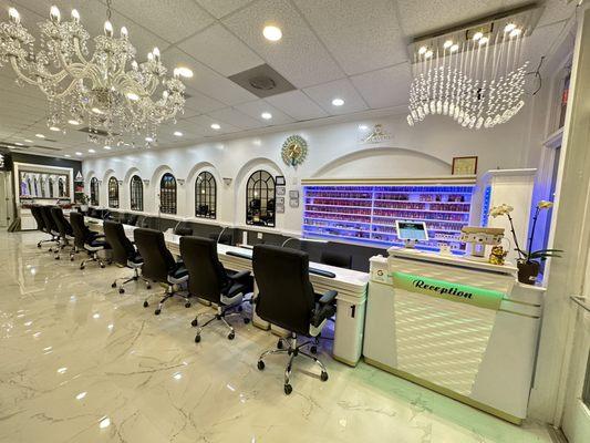 Nail Avenue &Pedispa