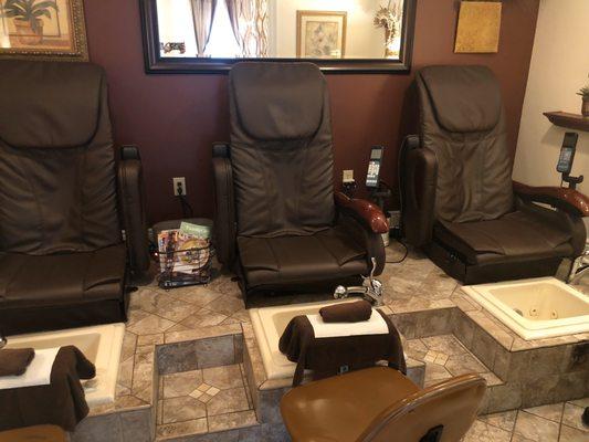 Pedicure area...