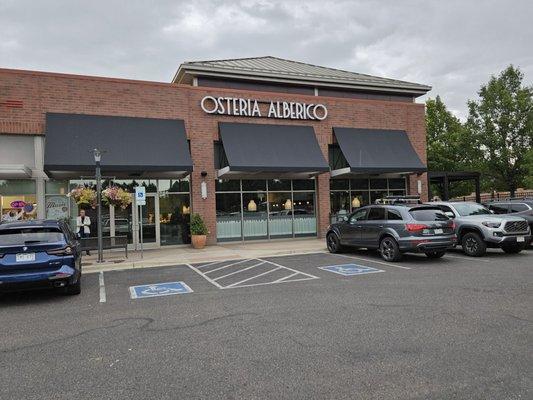 Outside view in King Soopers shopping area