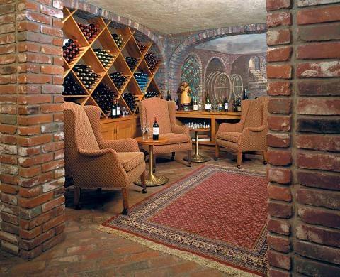 The Wine Cellar & Martini Bar