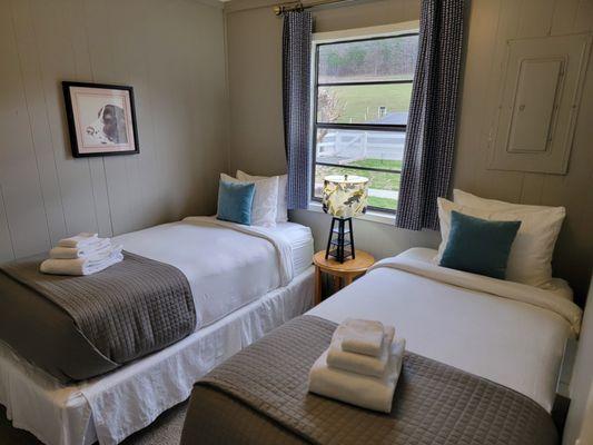 The Lakeside Cabins have newly remodeled interiors for 2024