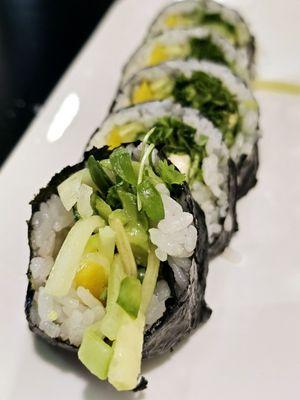 Veggie Roll (vegan) - $7