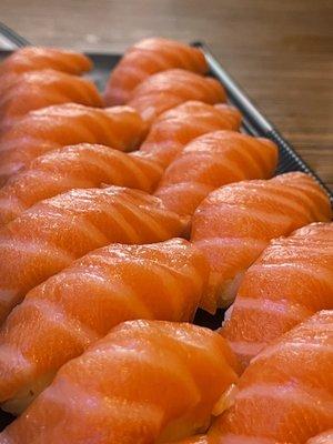 Salmon nigiri, great as usual