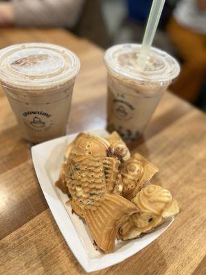 Milk teas with boba and 3 mini custard golden fish and one red bean regular golden fish