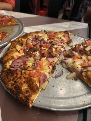 Maui Zaui Pizza with ham no  green onions