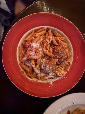 Create your own pasta: Penne pasta with meatballs and puttanesca sauce