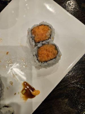 Spicy salmon roll